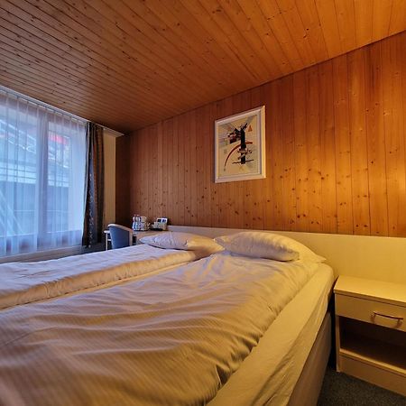 Dinh Residence Zweisimmen Exteriör bild