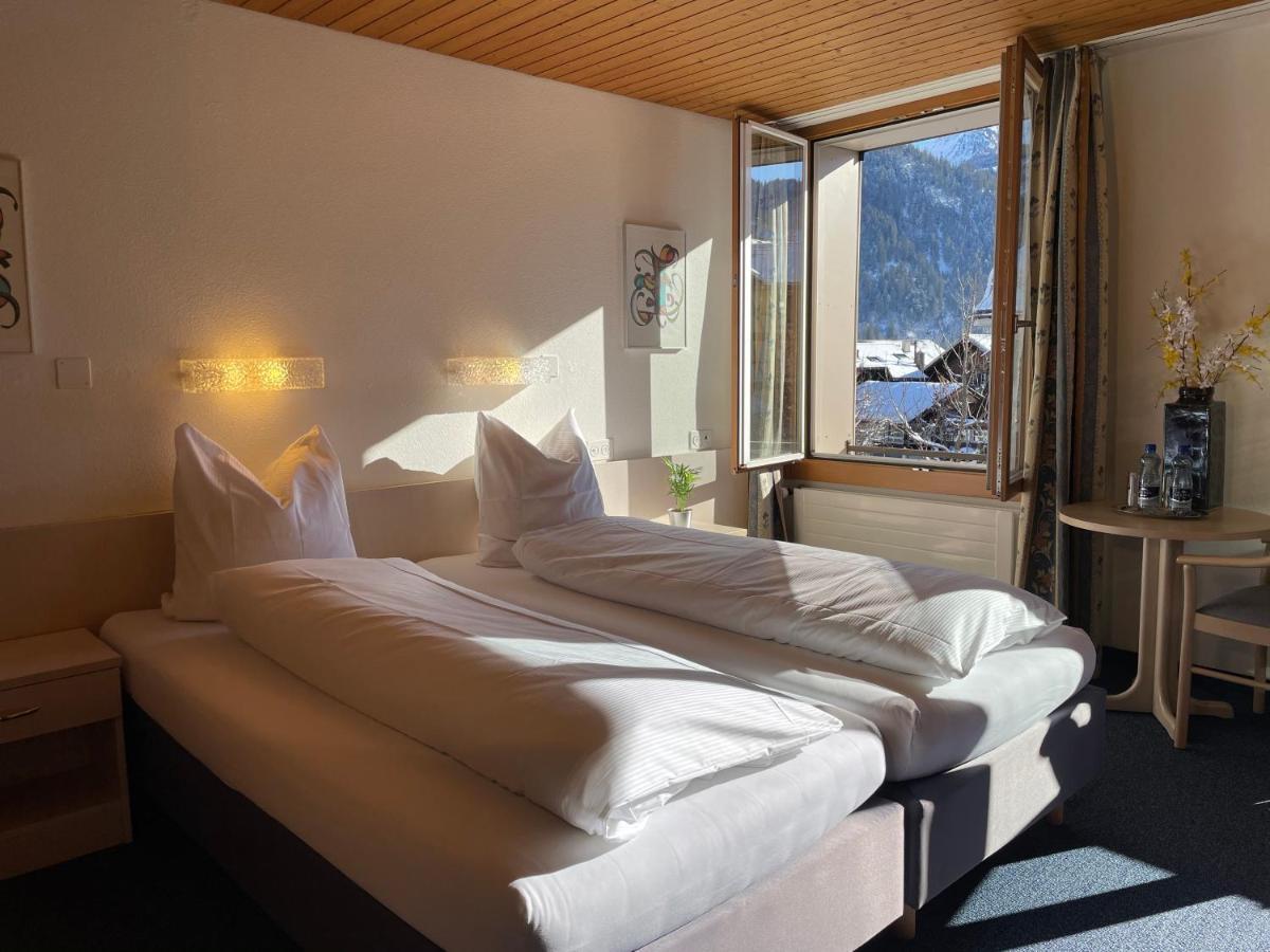 Dinh Residence Zweisimmen Exteriör bild