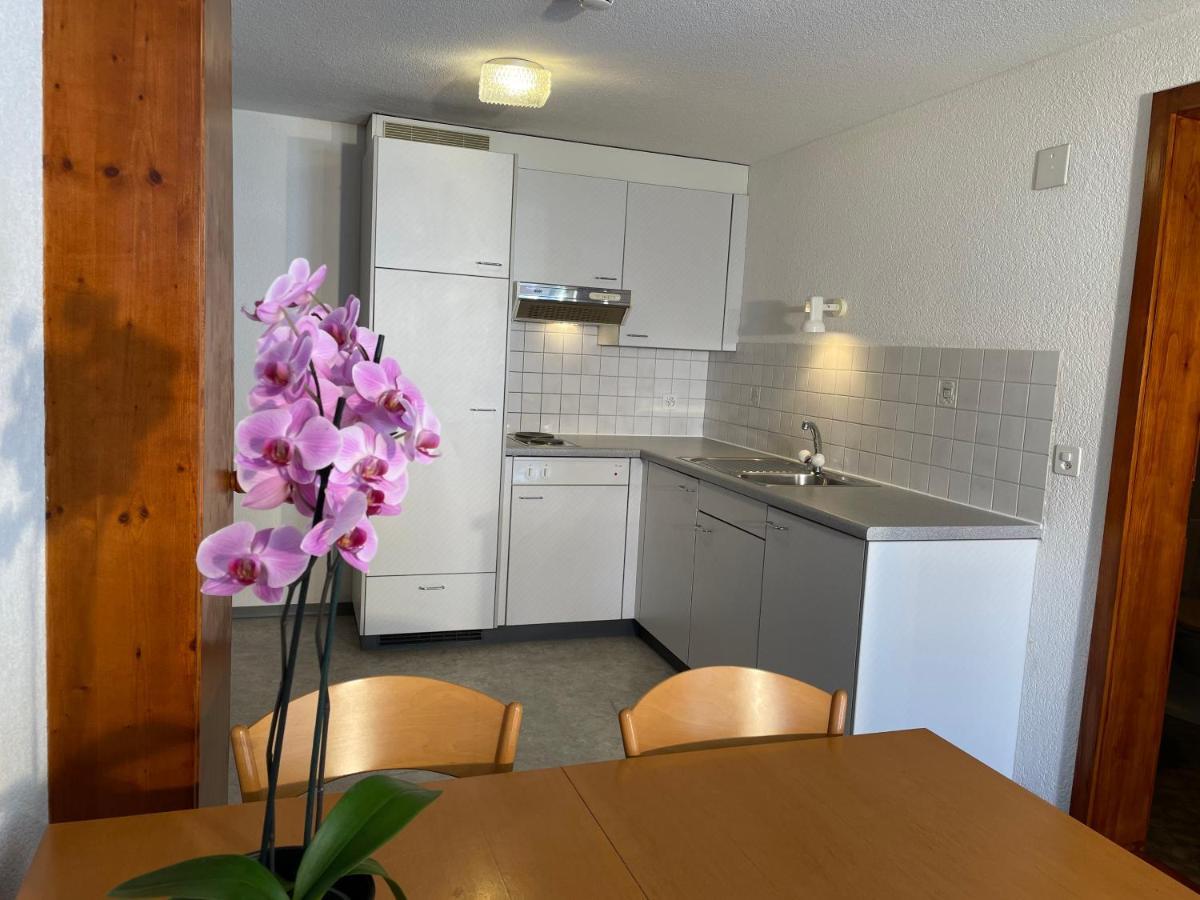 Dinh Residence Zweisimmen Exteriör bild